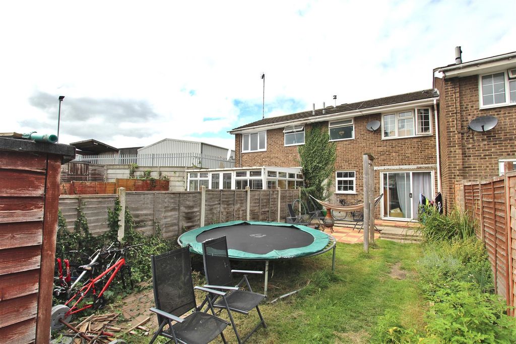 Property photo 3 of 13