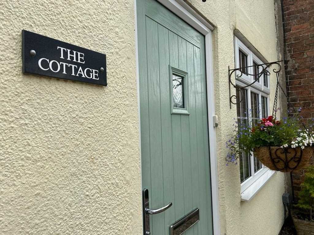 Property photo 2 of 26