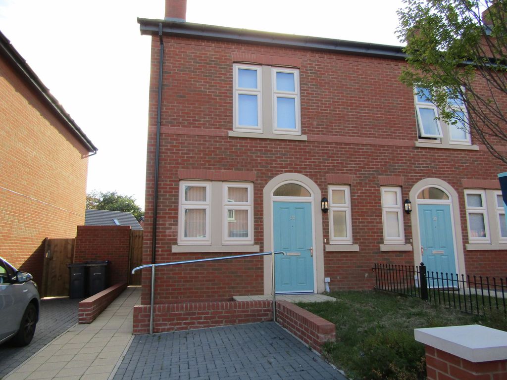 Property photo 1 of 8