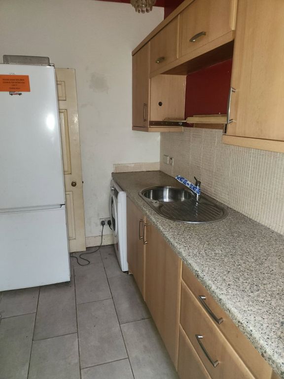 Property photo 3 of 4 Kitchen Alt