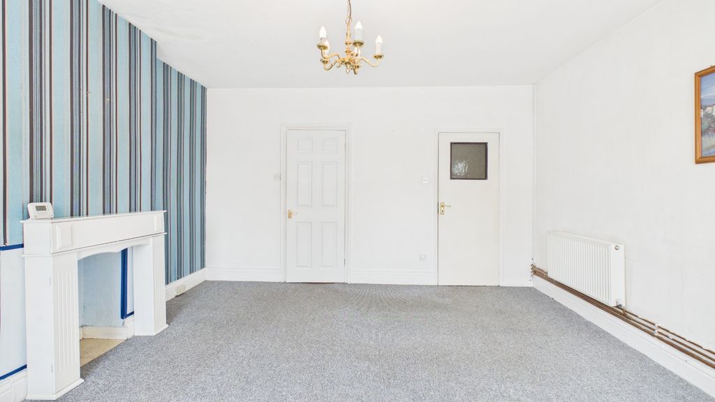 Property photo 3 of 9 3975487