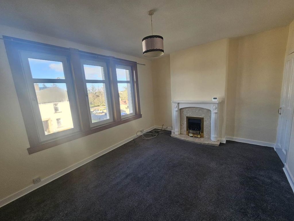 Property photo 2 of 6 1000157338