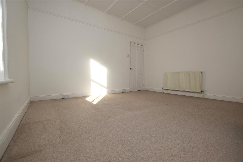 Property photo 2 of 8 Dsc_0083.Jpg