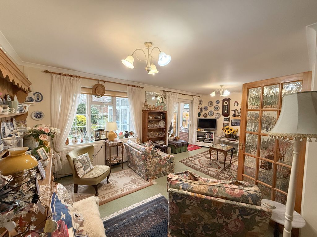 Property photo 2 of 16 Gallery