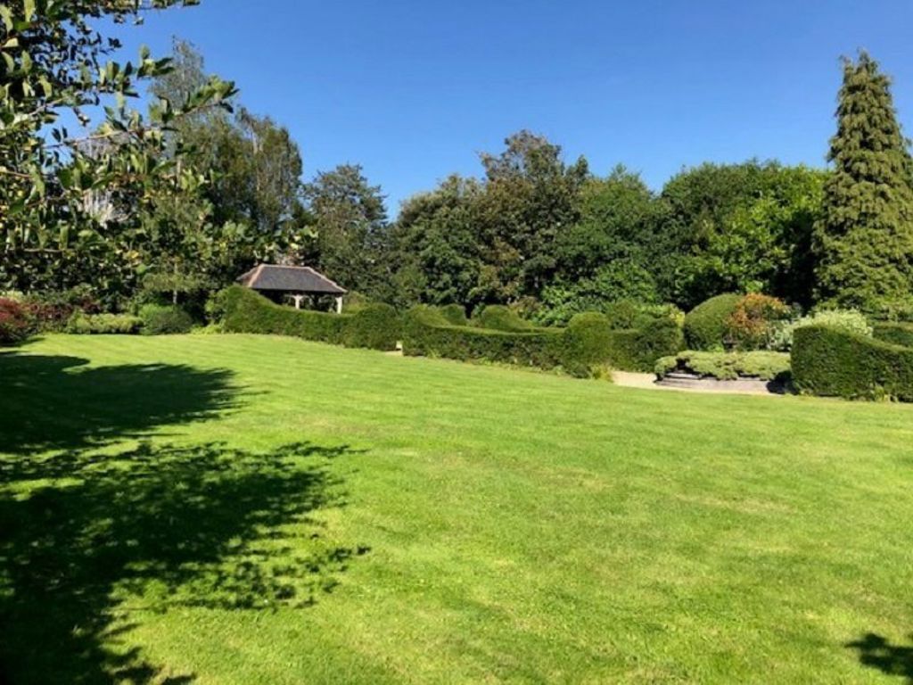 Property photo 3 of 11