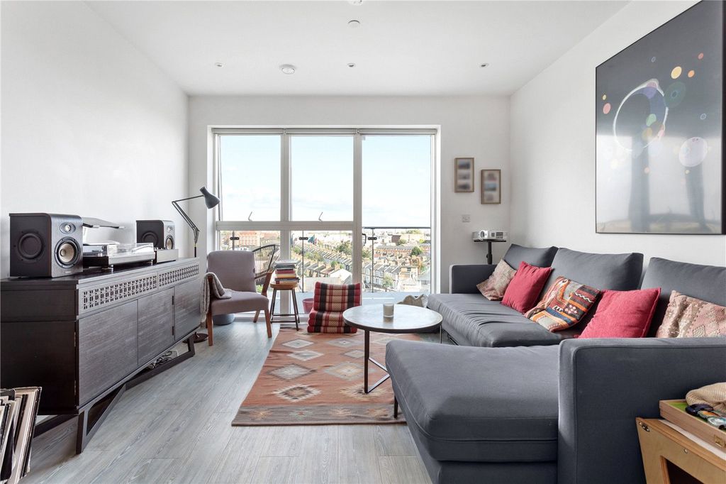 Property photo 3 of 15 Picture No. 03