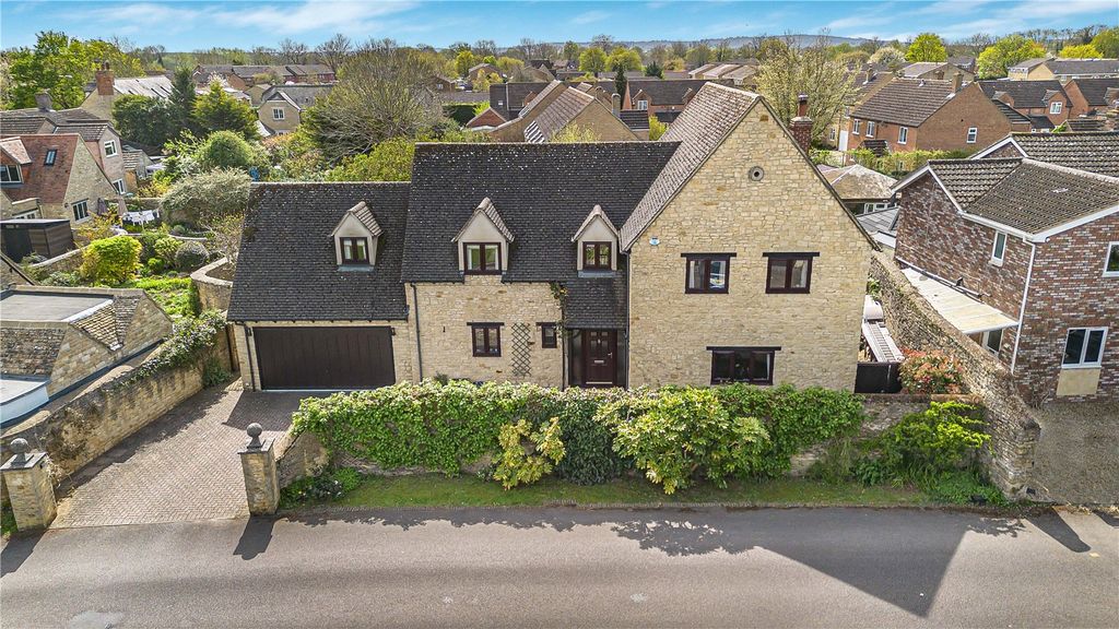 Property photo 1 of 25 Picture No. 23