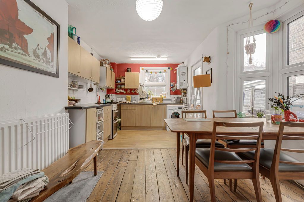 Property photo 2 of 32 Photo 20