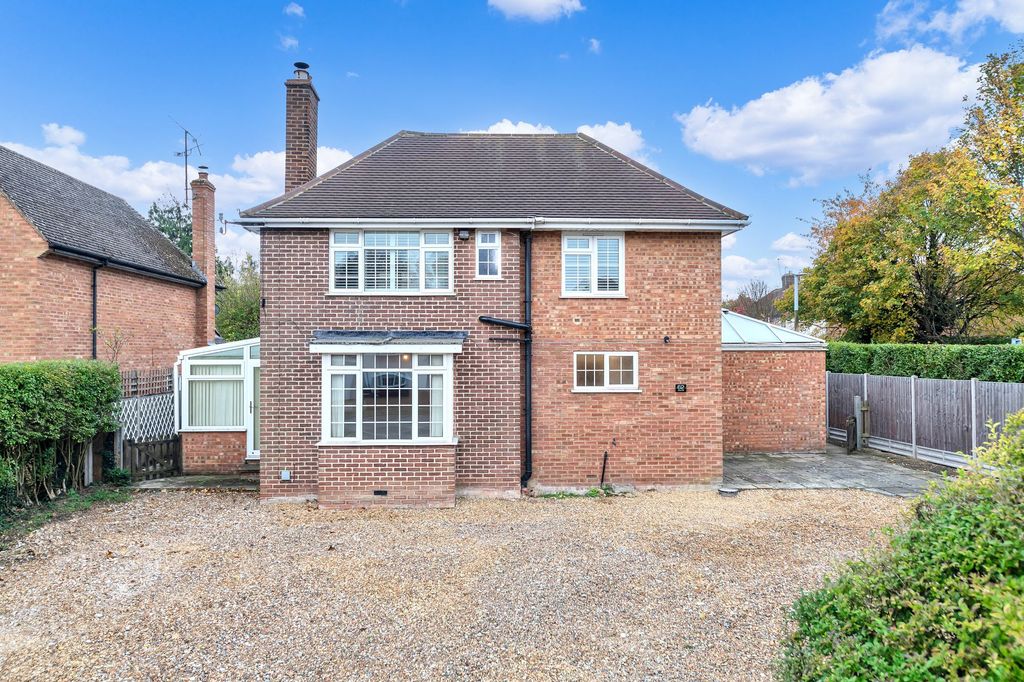 Property photo 1 of 28