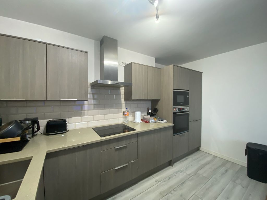 Property photo 3 of 21