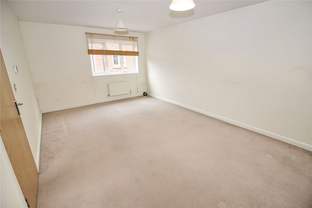 Property photo 2 of 12 Picture No. 02