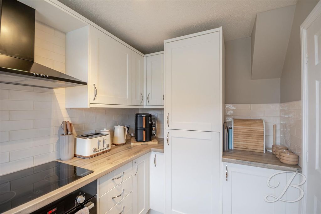 Property photo 3 of 28 Ccltd-26.Jpg