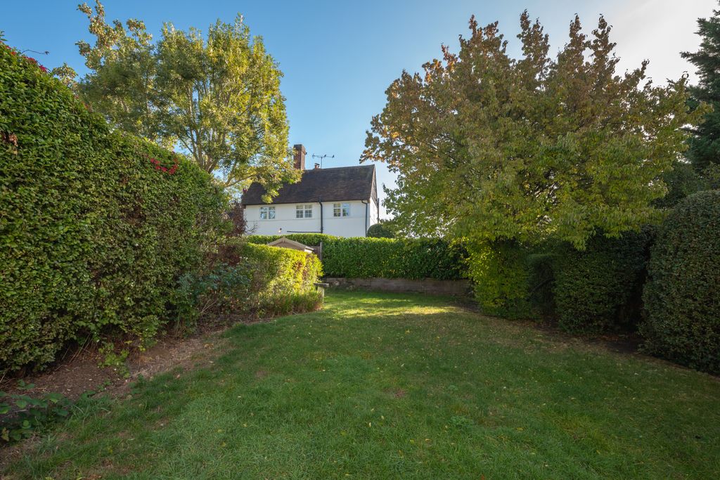 Property photo 1 of 18 Rear Garden