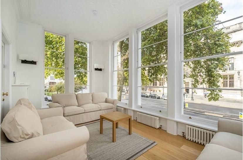 Property photo 3 of 6