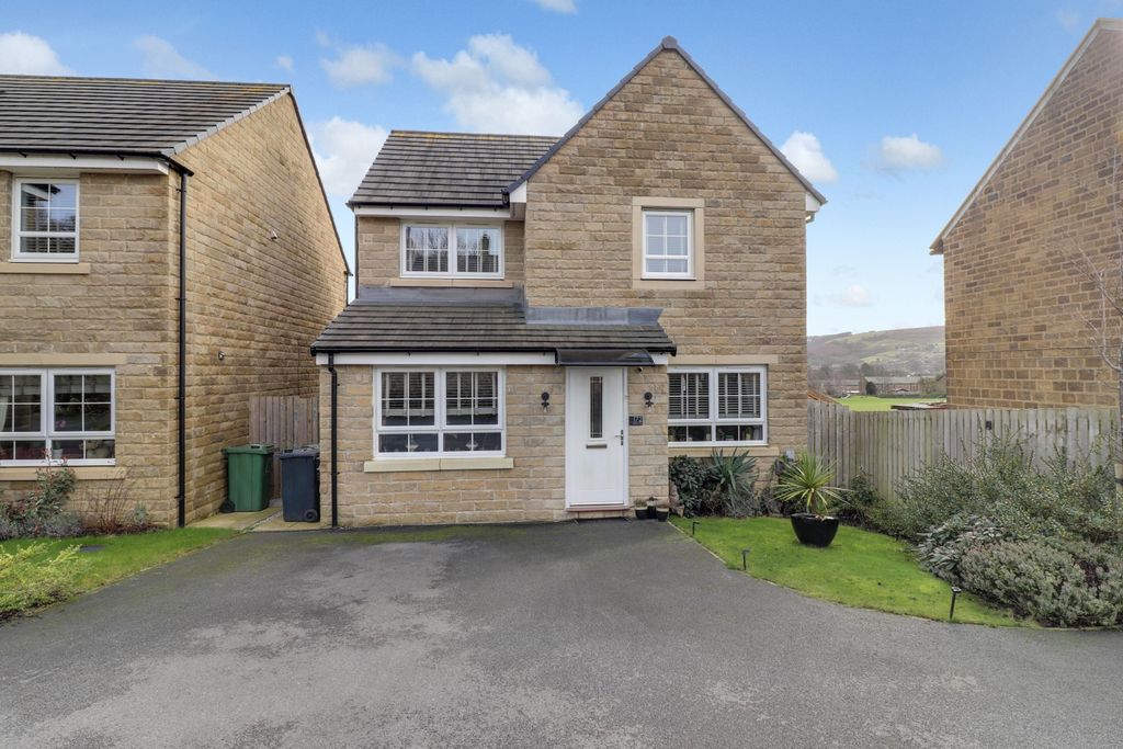 Property photo 1 of 30 Front