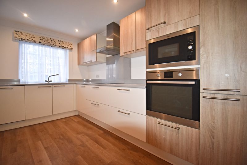 Property photo 2 of 10 Photo 2