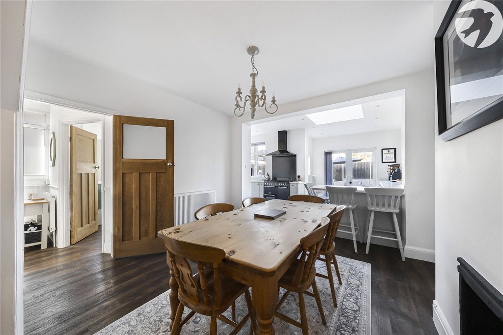 Property photo 3 of 41 Dining Room