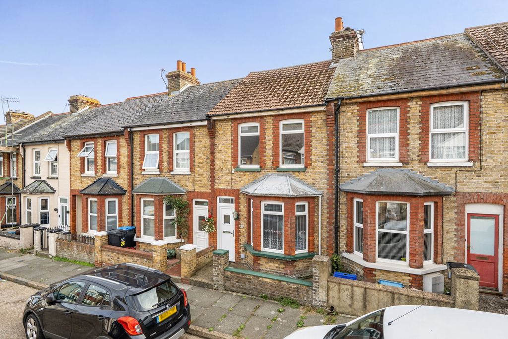 Property photo 1 of 24