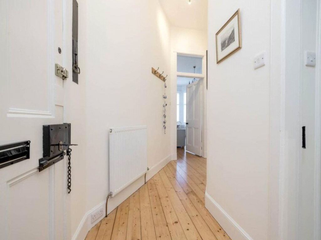 Property photo 3 of 8 Picture No. 02