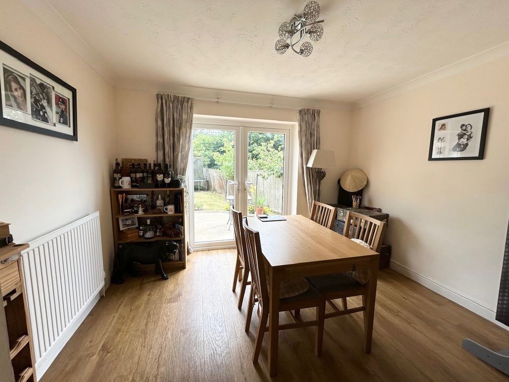Property photo 3 of 15 Dining Room