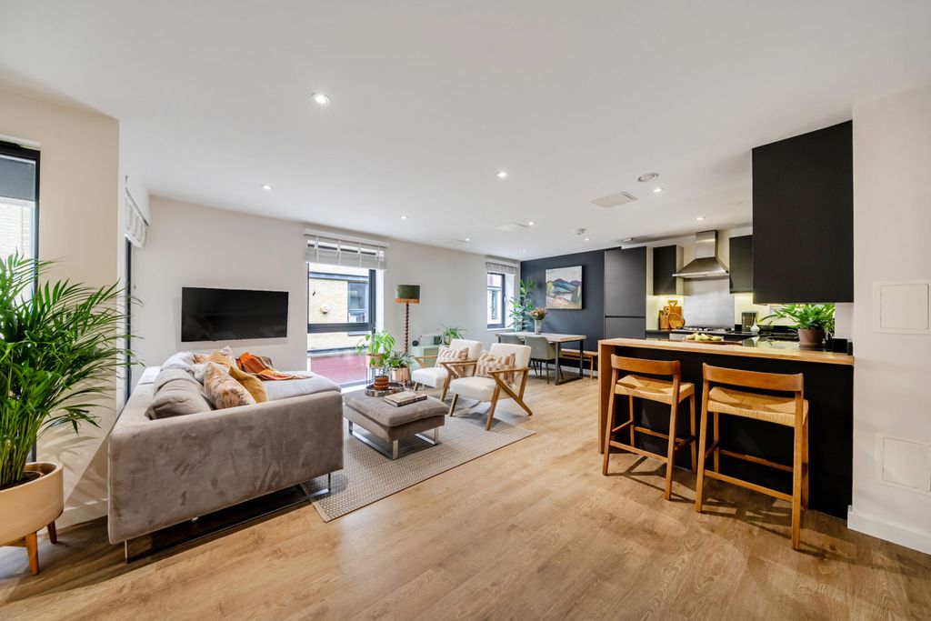 Property photo 1 of 19 1521695-4-6Aabae4...
