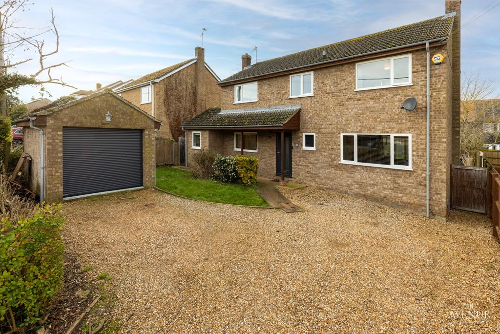 Property photo 1 of 30 4799601