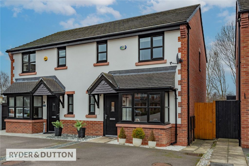 Property photo 1 of 20 Externsl