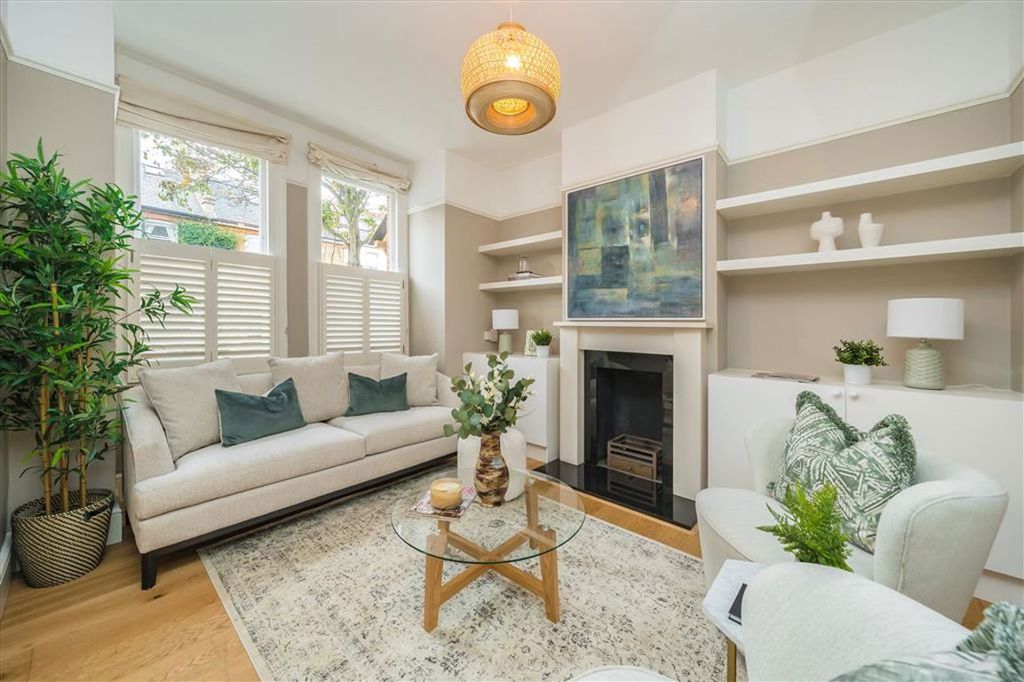 Property photo 3 of 17