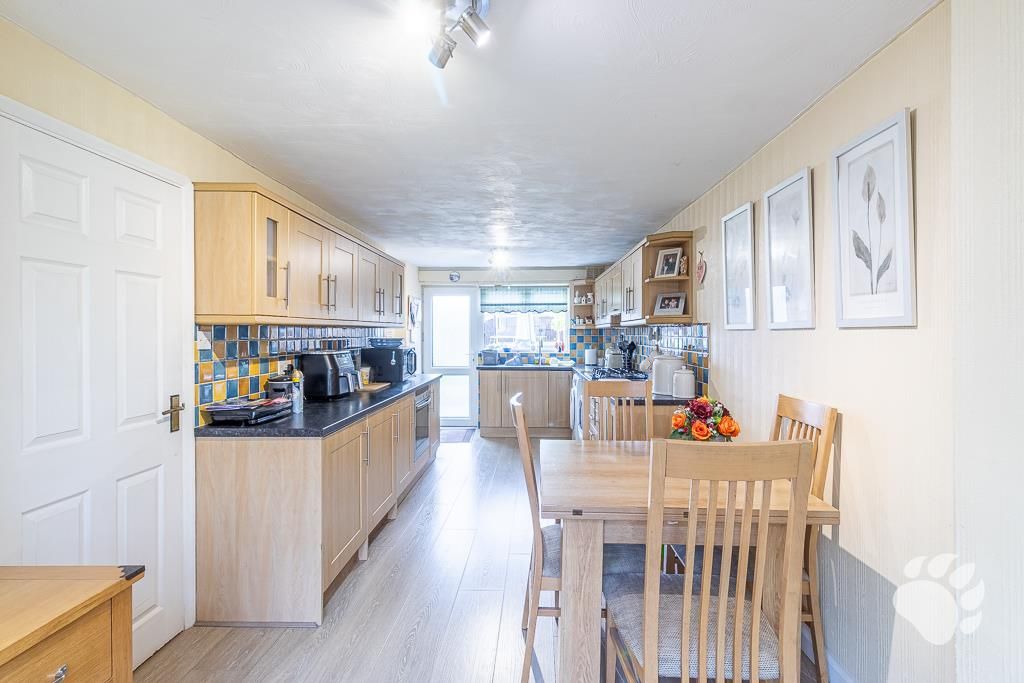 Property photo 3 of 27 Kitchen/Diner