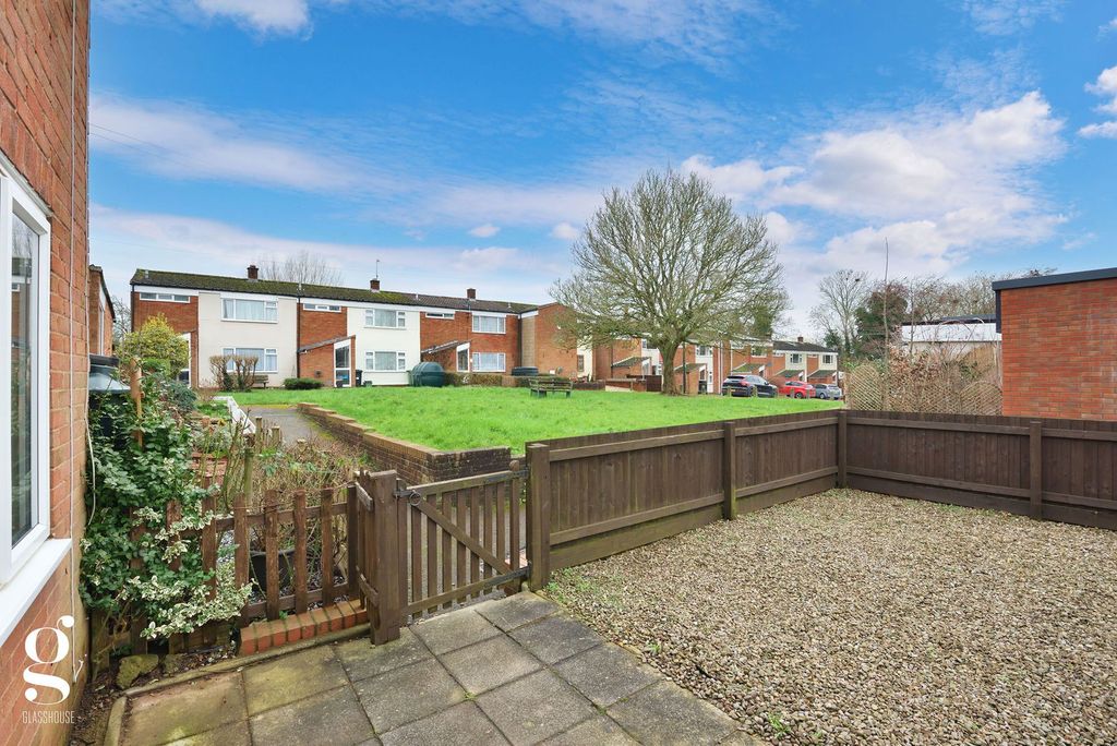 Property photo 2 of 30