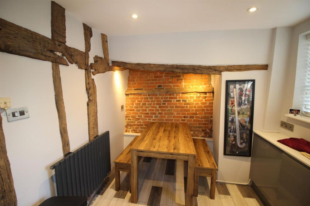 Property photo 3 of 3
