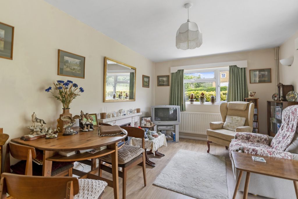 Property photo 3 of 18