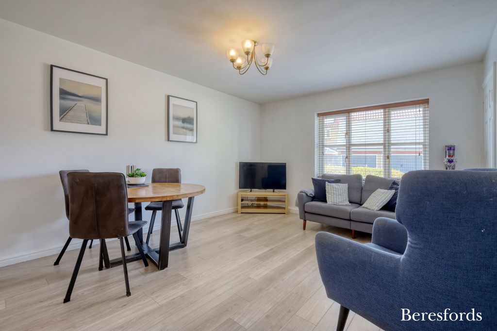 Additional image 4 of 2 bed flat for saleBridge Street, Basildon SS15