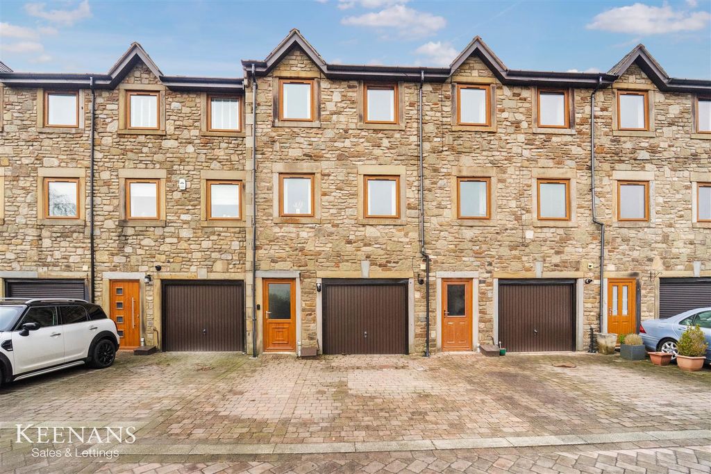 Property photo 1 of 37 1.Jpg