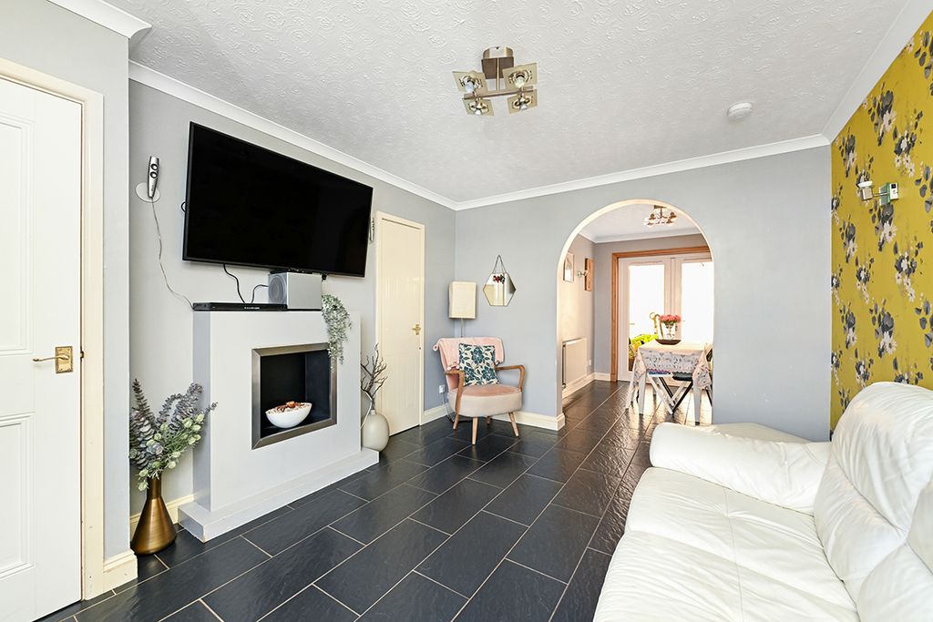 Property photo 3 of 21 Property Image 3