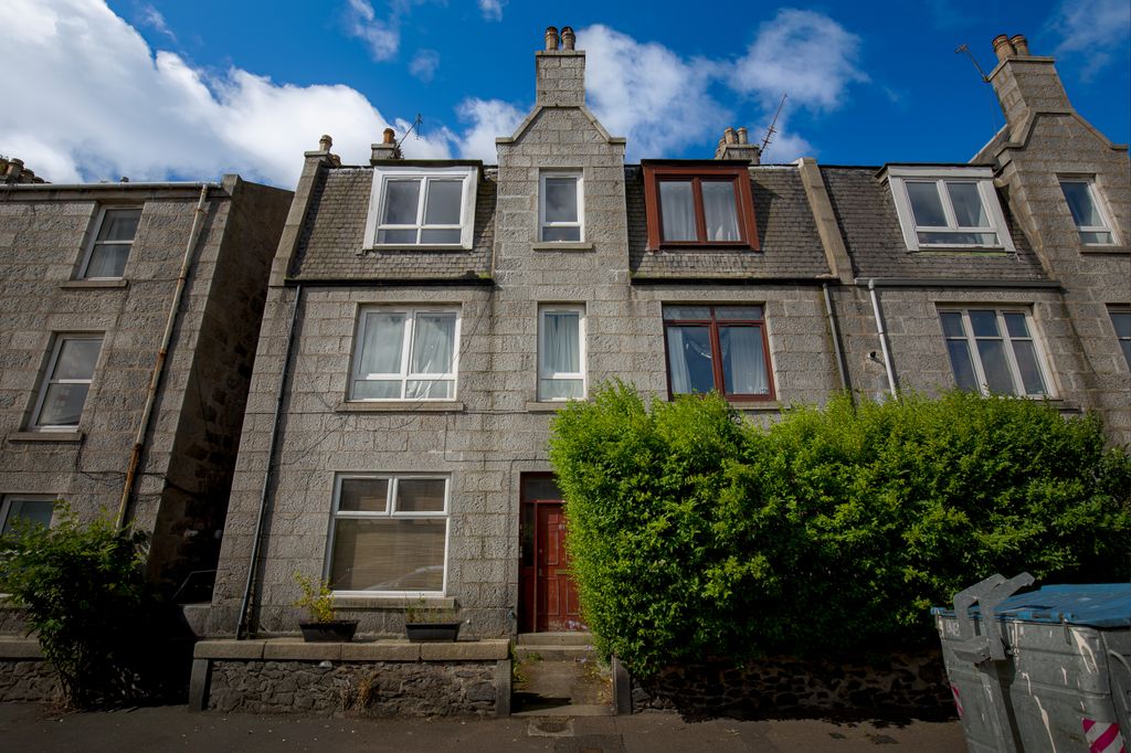 Property photo 1 of 13 Ext1