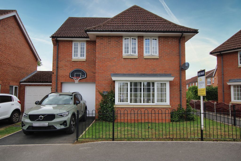 Property photo 2 of 18