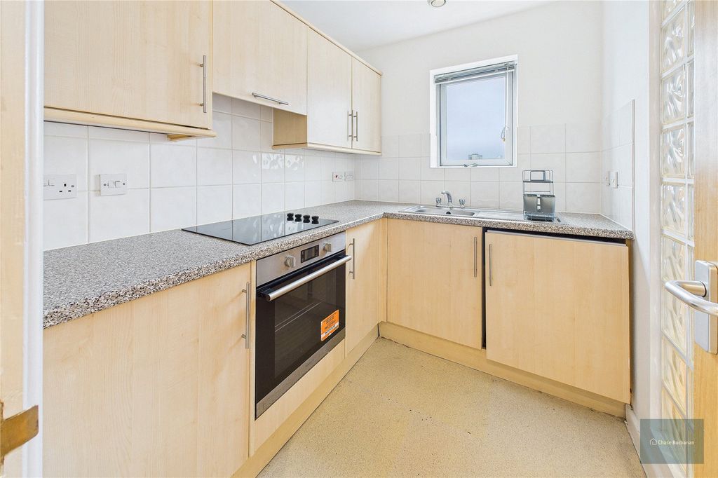 Property photo 3 of 4 Picture No. 03