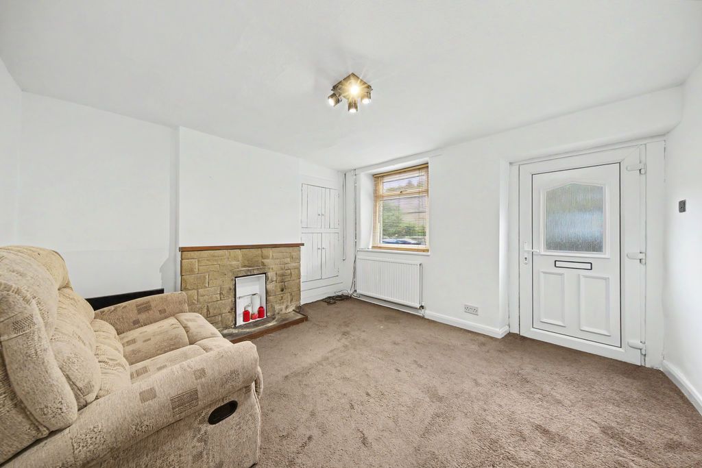 Property photo 2 of 28 Living Room