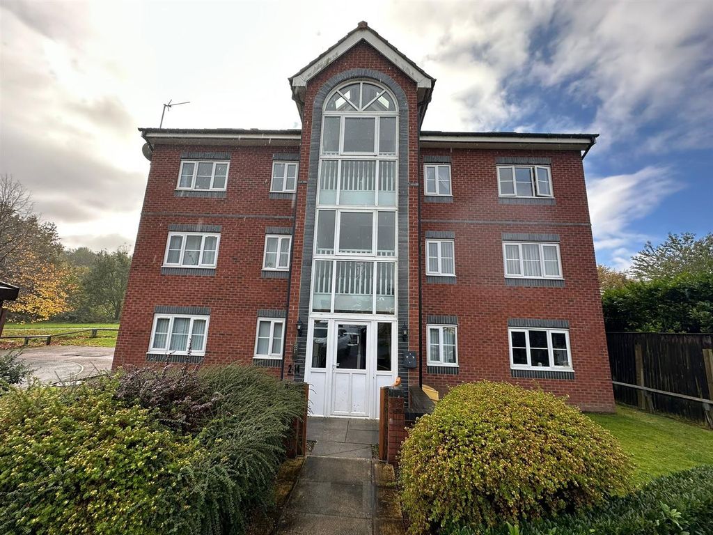 Property photo 1 of 12 Front Aspect