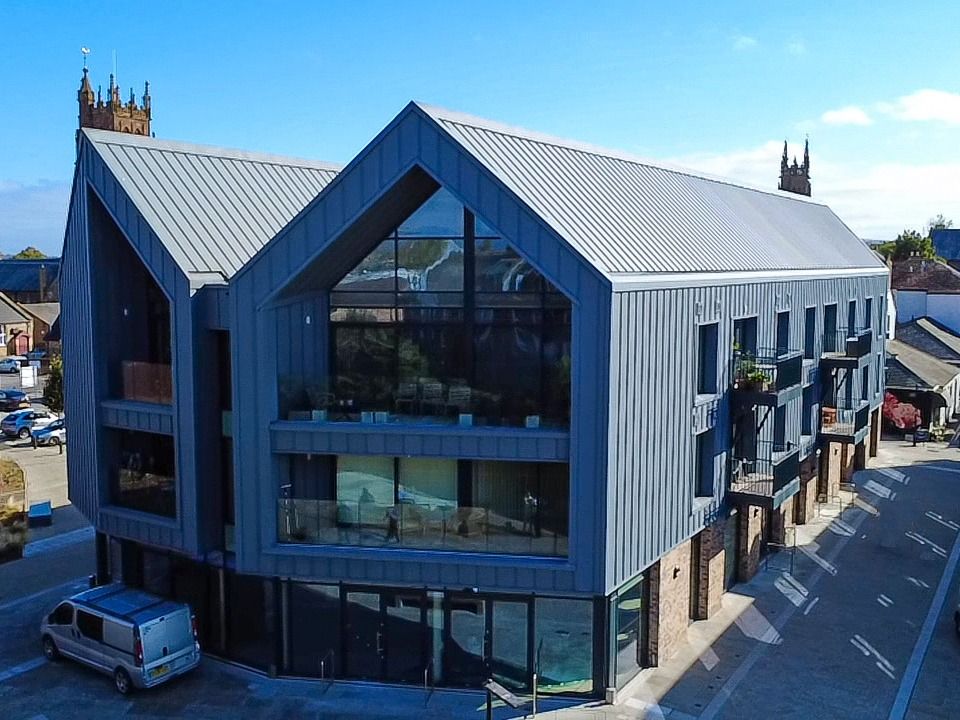 Property photo 1 of 12 4590100