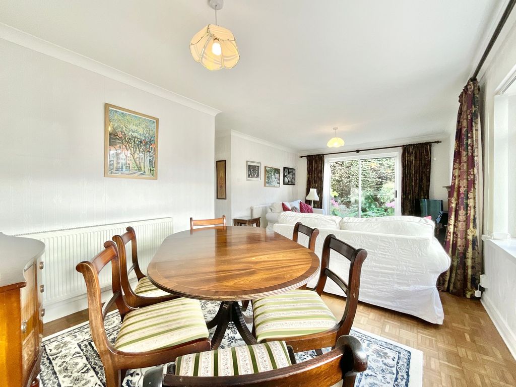 Property photo 2 of 30