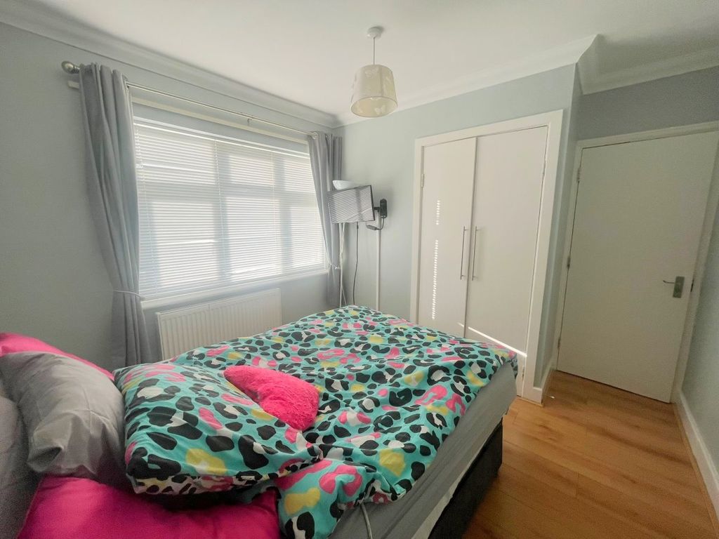 Property photo 1 of 4