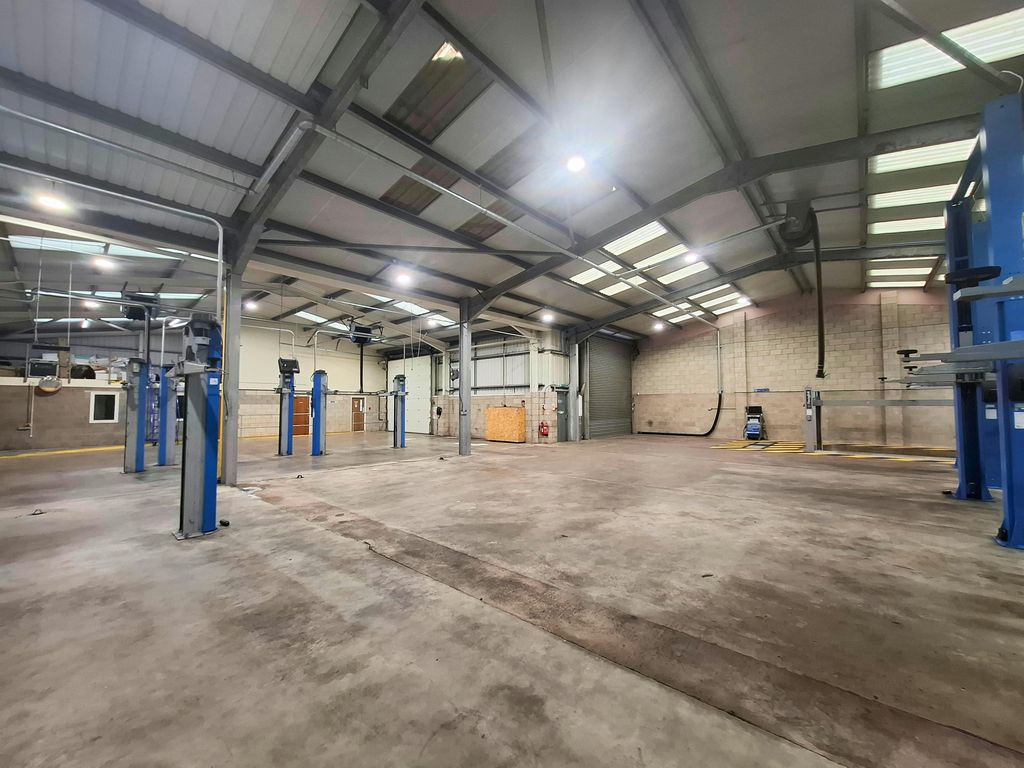 Property photo 2 of 5 Internal Warehouse 2.Png