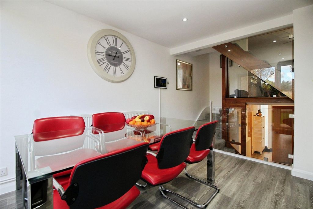 Property photo 3 of 19 Picture No. 19