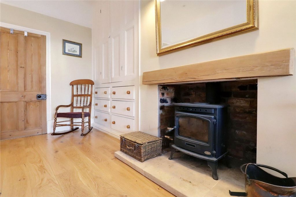 Property photo 3 of 27 Picture No. 07