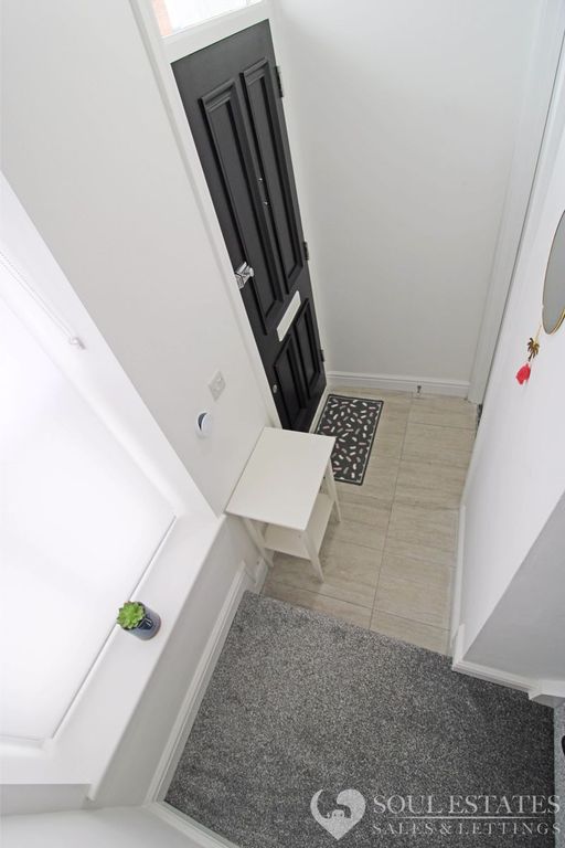 Property photo 3 of 15 Entrance