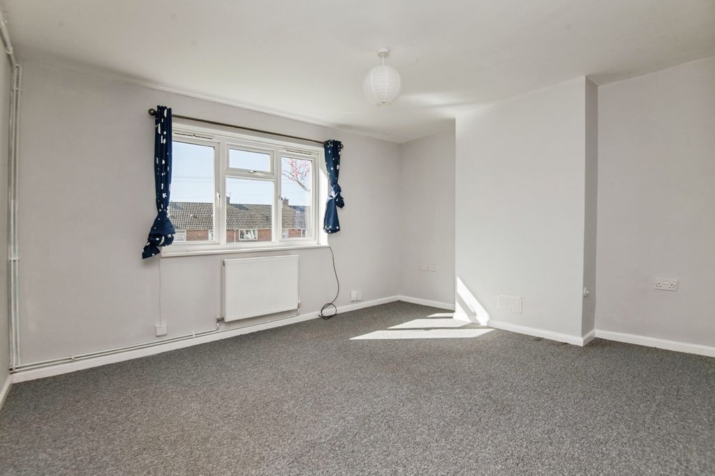 Property photo 3 of 11 Photo