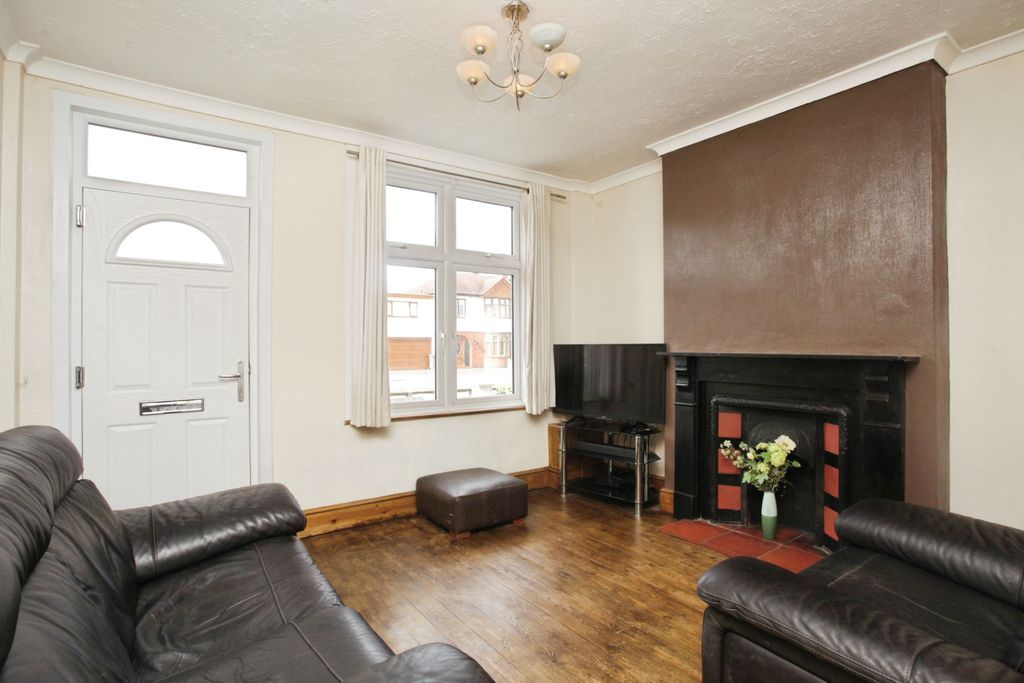 Property photo 2 of 15