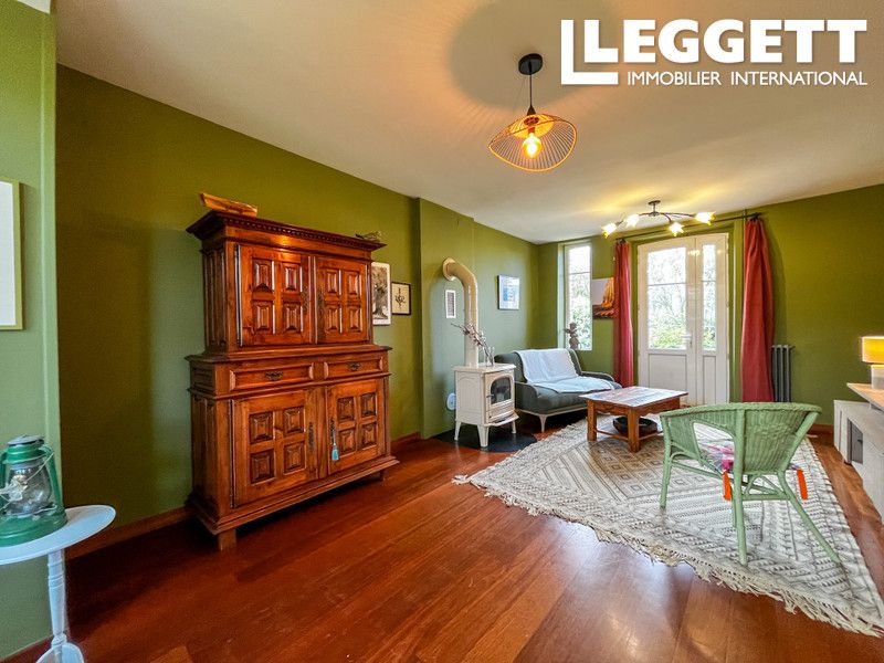 Property photo 3 of 10